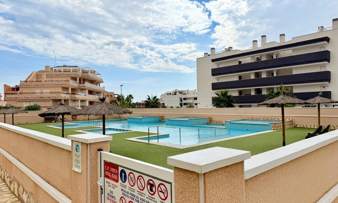 Revente - Appartement -
Orihuela Costa - Villamartín-las Filipinas