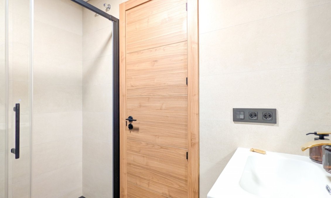 Használt Ingatlanok - Apartman -
Torrevieja - Costa Blanca