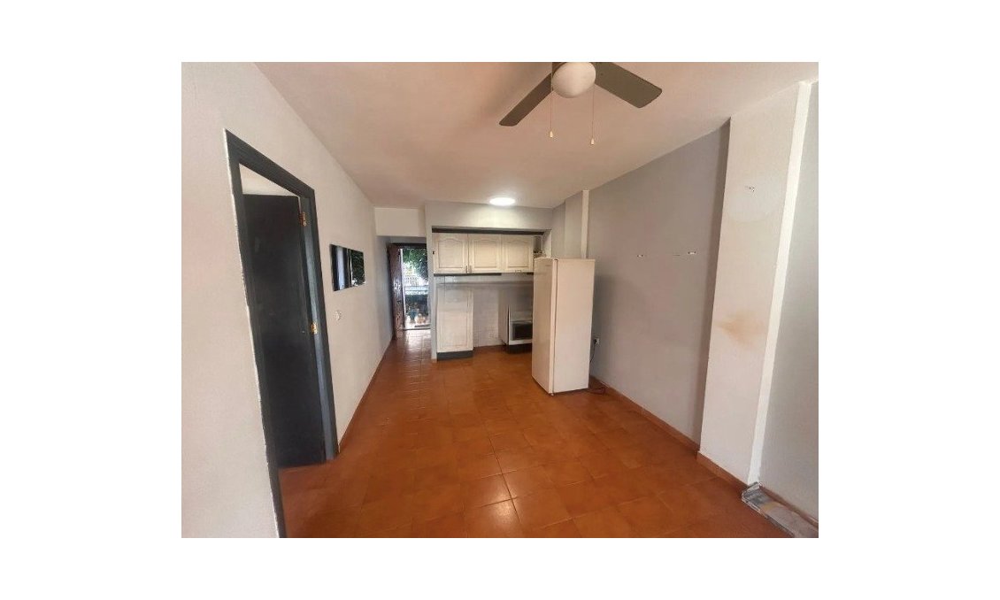 Revânzare - Apartament -
Torrevieja - Costa Blanca