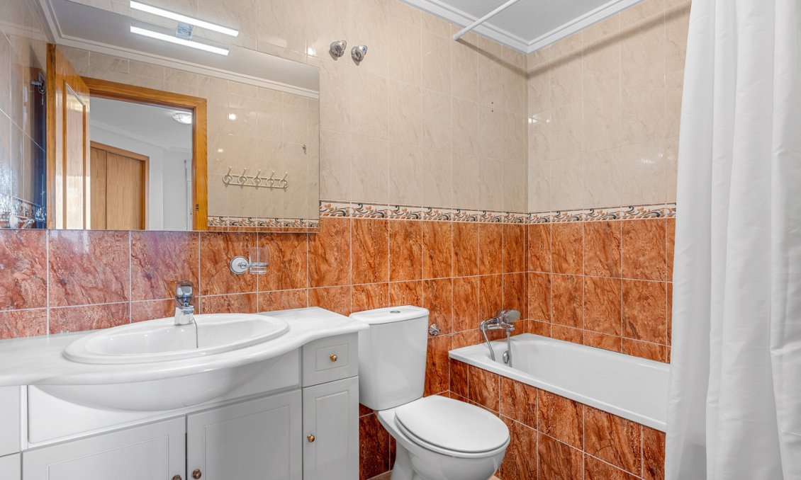 Revente - Appartement -
Torrevieja - Costa Blanca