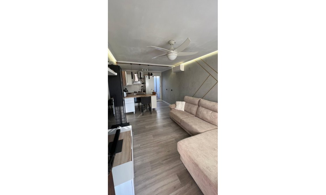 Revânzare - Bungalou -
Torrevieja - Costa Blanca