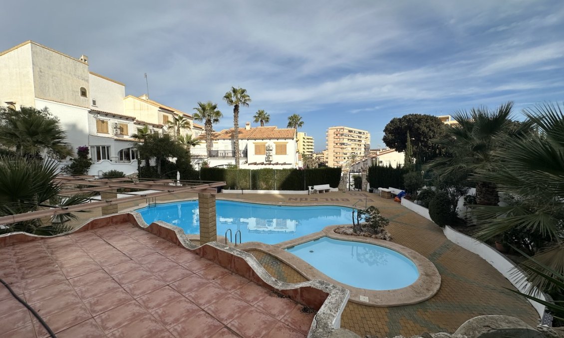 Segunda mano - Duplex -
La Mata - Costa Blanca