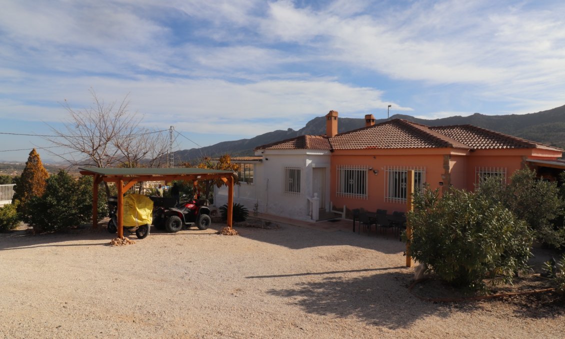 Revânzare - Vilă -
La Romana - Inland