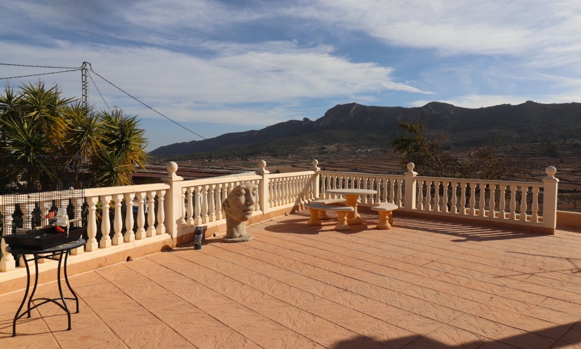 Revânzare - Vilă -
La Romana - Inland