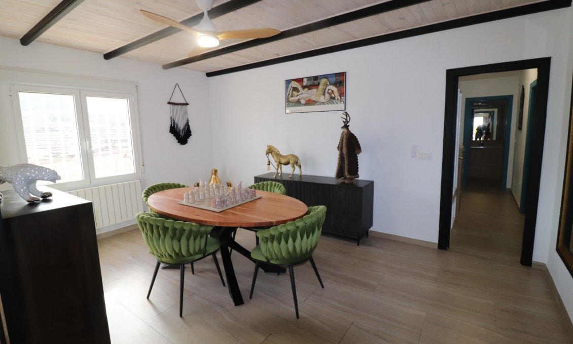 Revânzare - Vilă -
La Romana - Inland