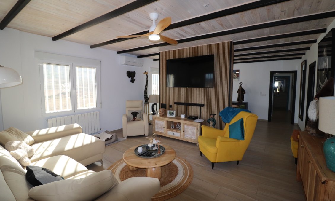 Revânzare - Vilă -
La Romana - Inland