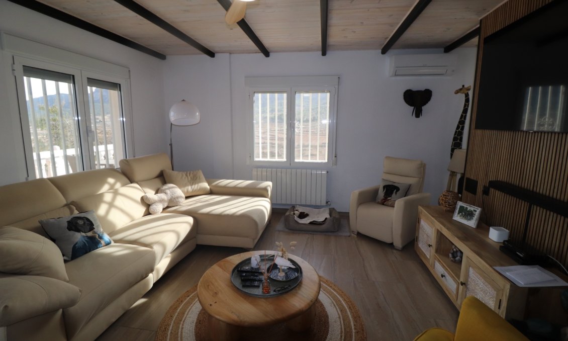 Revânzare - Vilă -
La Romana - Inland