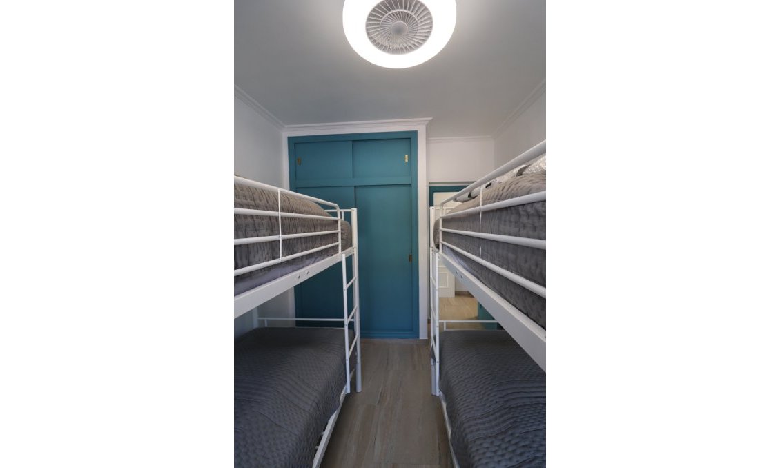 Revânzare - Vilă -
La Romana - Inland