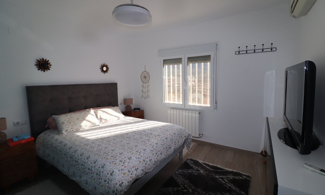 Revânzare - Vilă -
La Romana - Inland