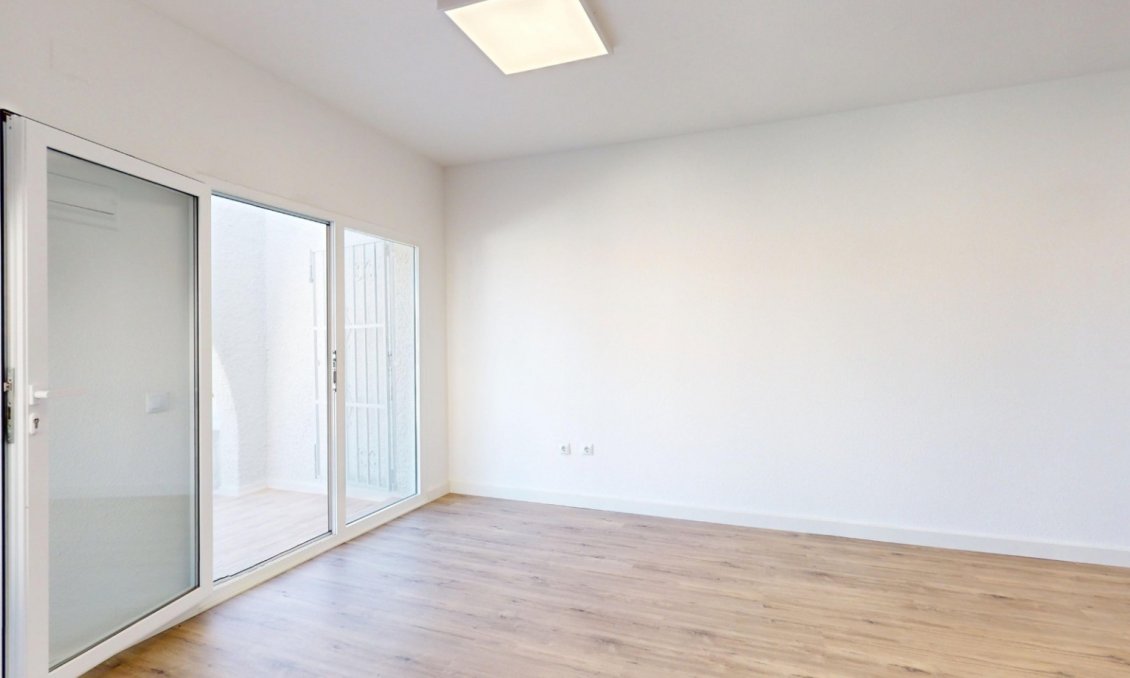 Revânzare - Bungalou -
Orihuela Costa - Costa Blanca