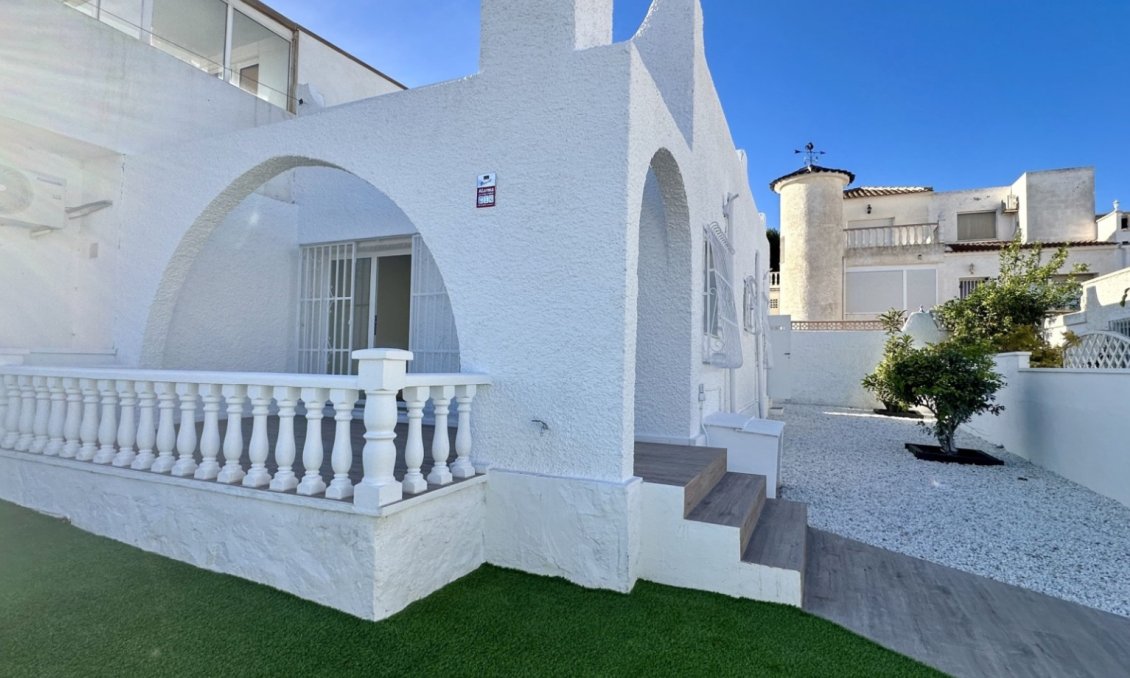 Revânzare - Bungalou -
Orihuela Costa - Costa Blanca