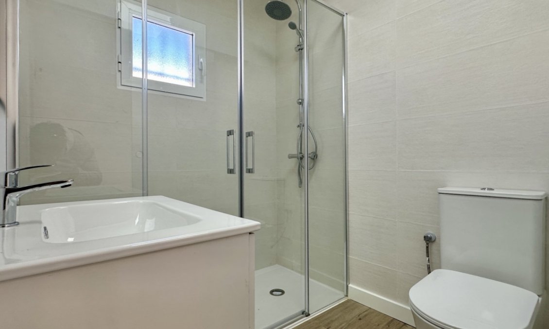 Revânzare - Bungalou -
Orihuela Costa - Costa Blanca