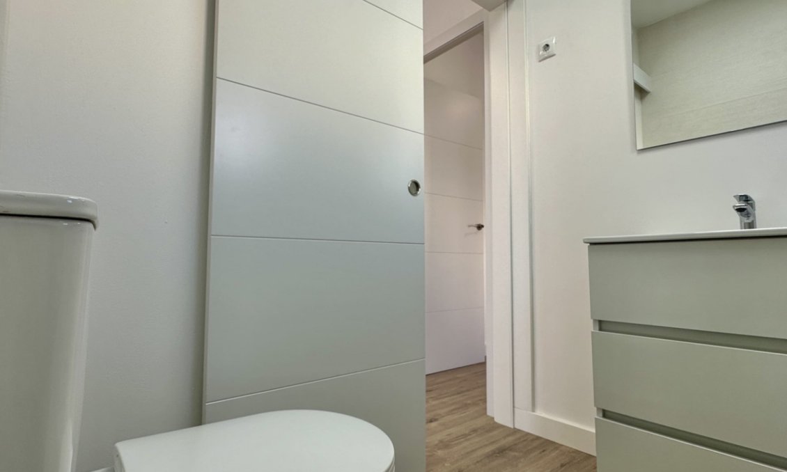 Revânzare - Bungalou -
Orihuela Costa - Costa Blanca