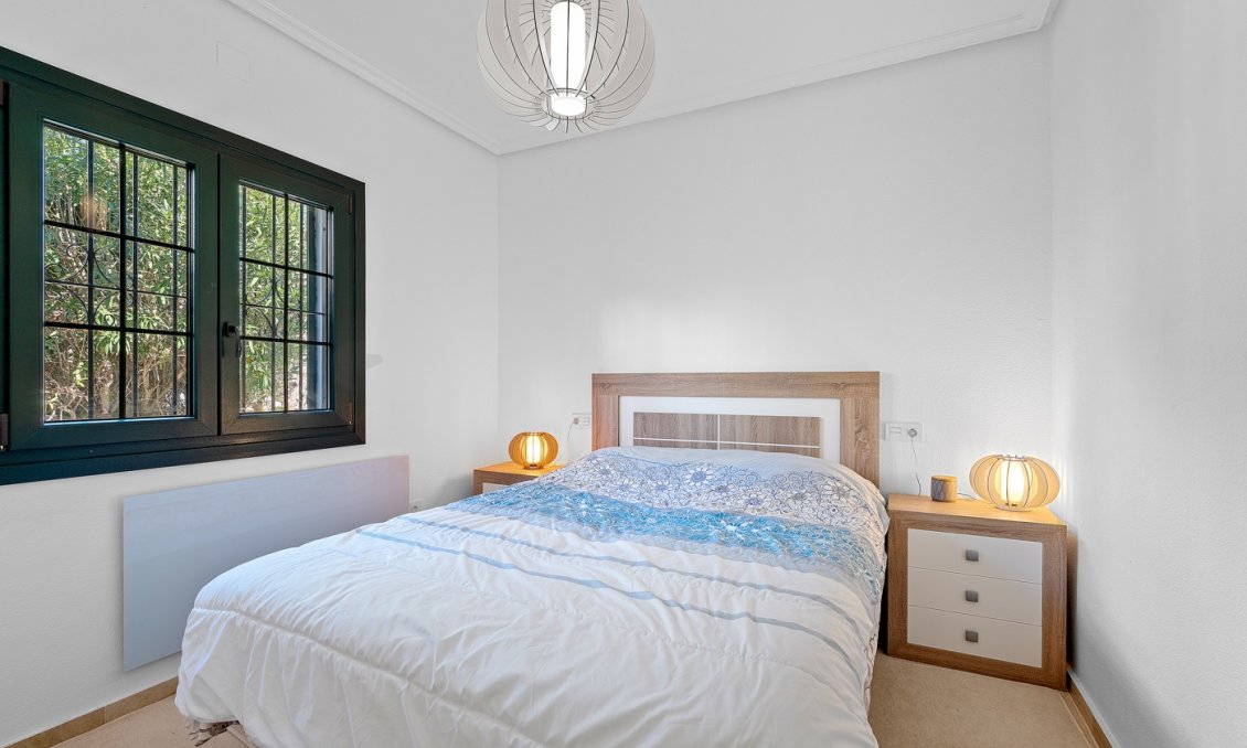 Revânzare - Vilă -
Orihuela Costa - Costa Blanca