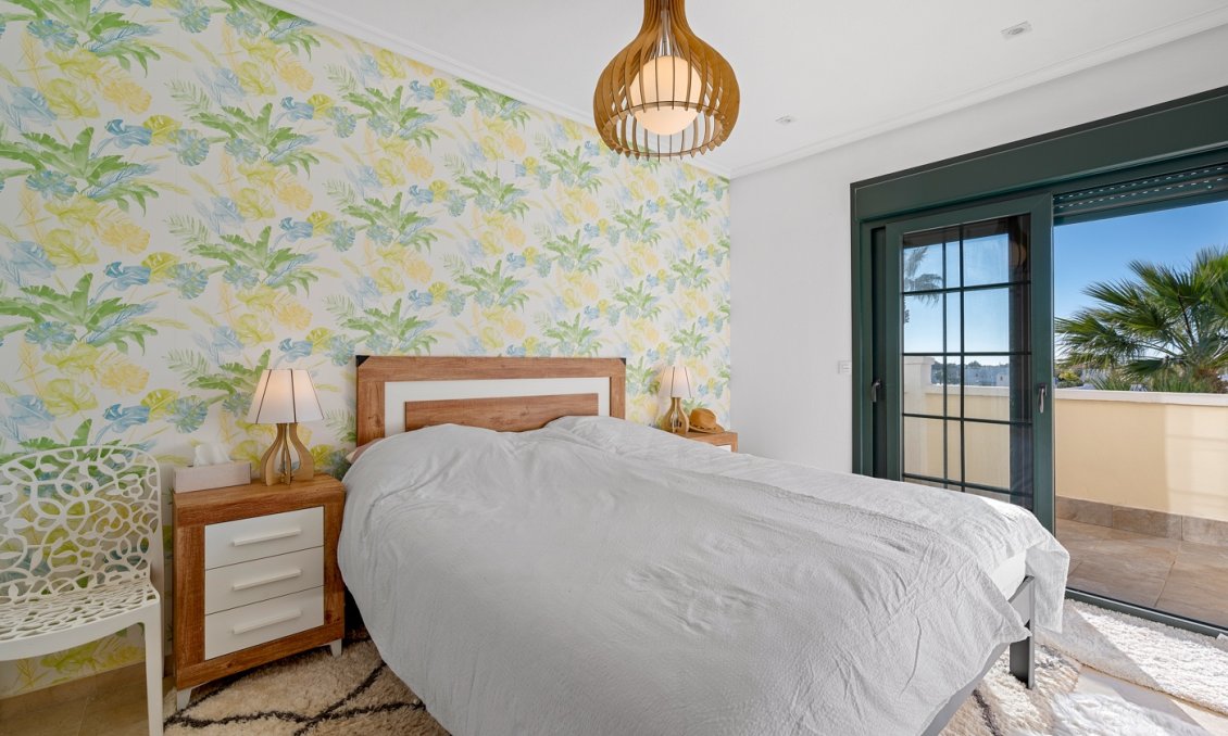 Revânzare - Vilă -
Orihuela Costa - Costa Blanca