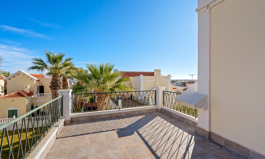 Revânzare - Vilă -
Orihuela Costa - Costa Blanca