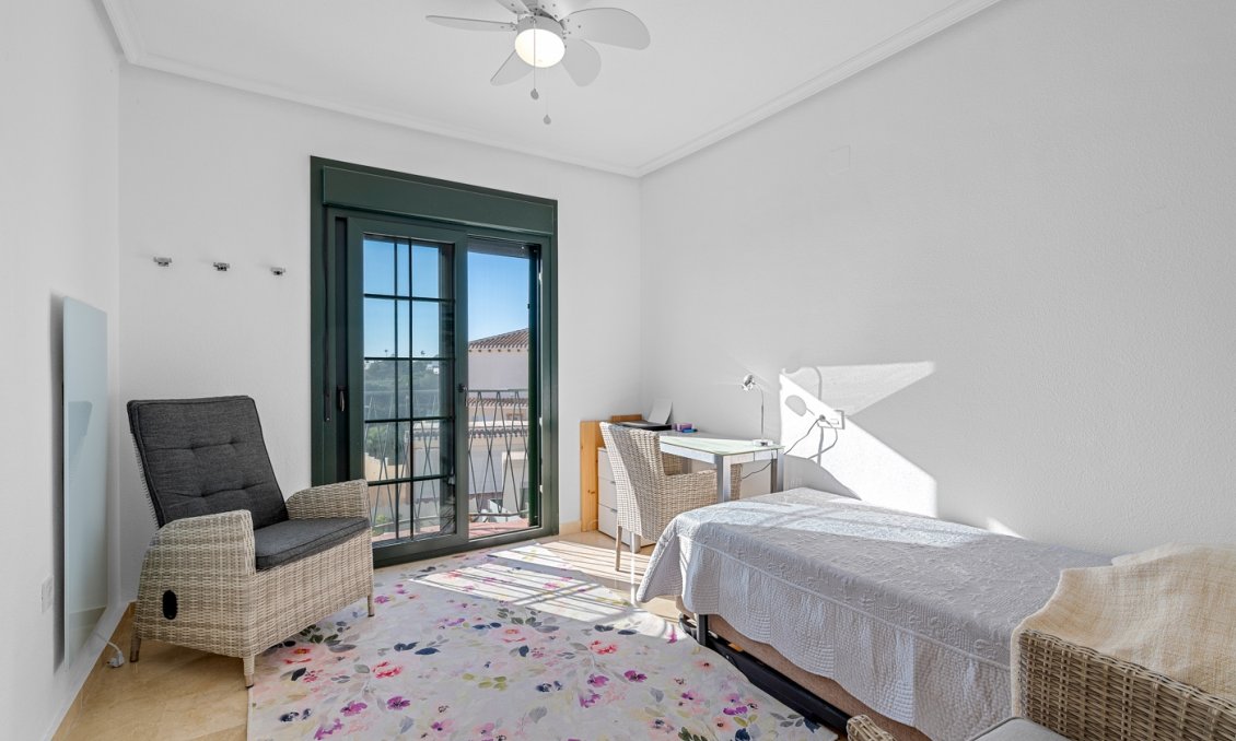 Revânzare - Vilă -
Orihuela Costa - Costa Blanca