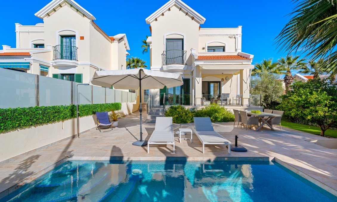 Revânzare - Vilă -
Orihuela Costa - Costa Blanca