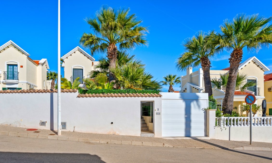 Revânzare - Vilă -
Orihuela Costa - Costa Blanca