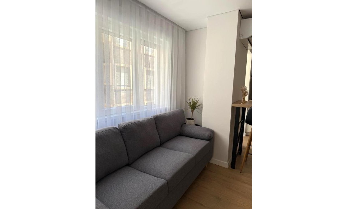 Revente - Appartement -
Torrevieja - Paseo Maritimo