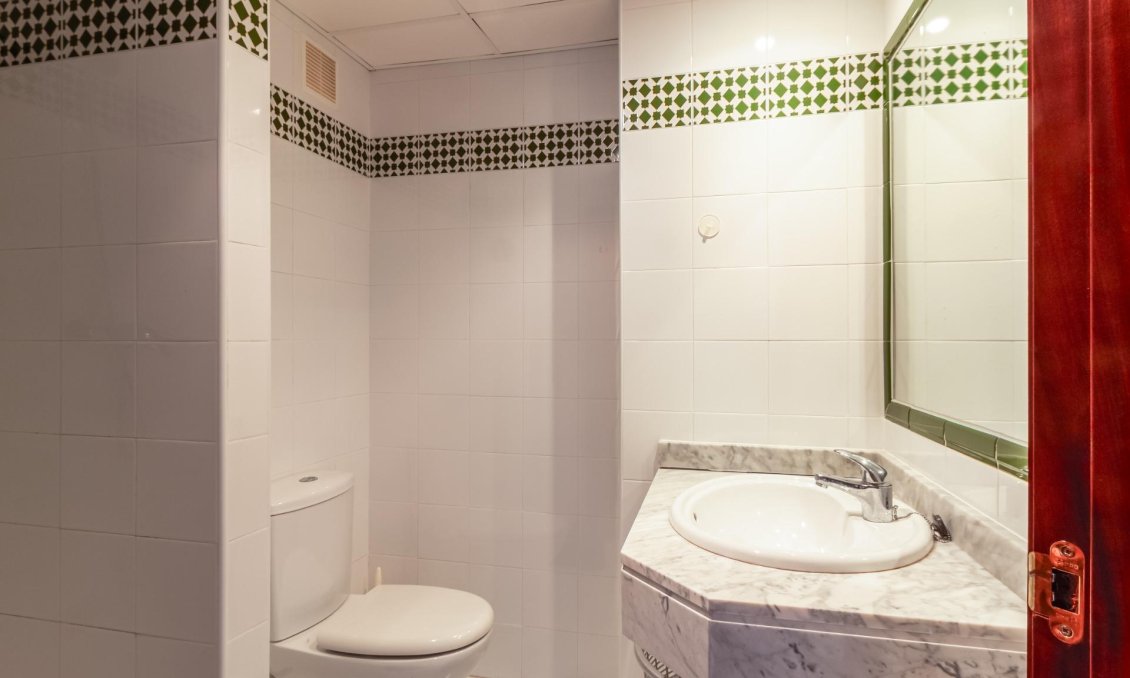 Revente - Appartement -
Torrevieja - Playa de los Locos