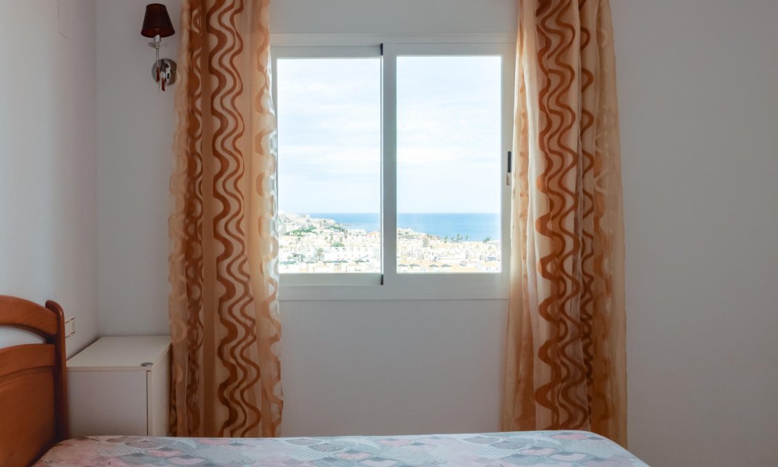 Revente - Appartement -
Torrevieja - Playa de los Locos
