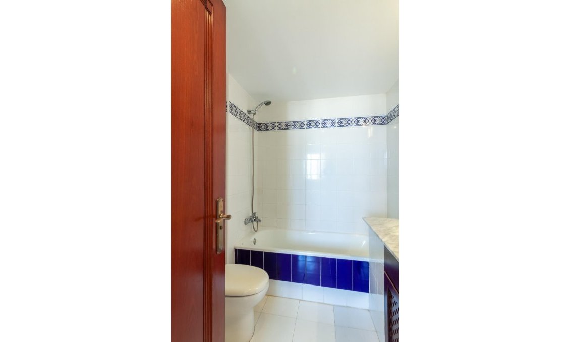 Revente - Appartement -
Torrevieja - Playa de los Locos