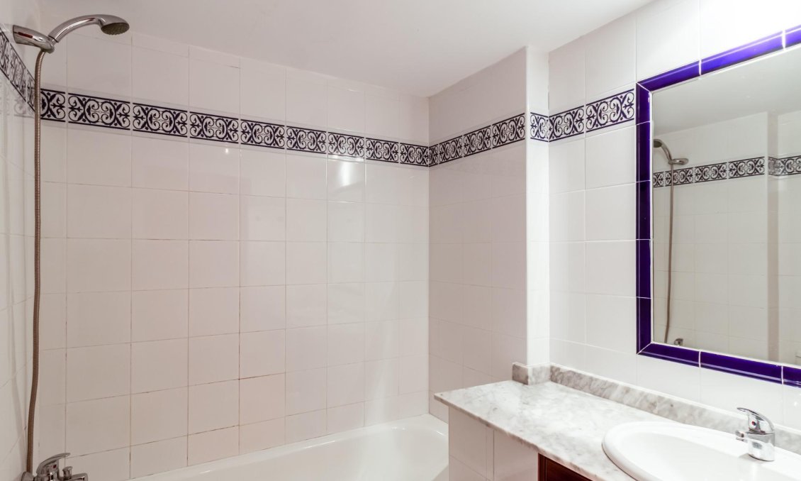 Revente - Appartement -
Torrevieja - Playa de los Locos