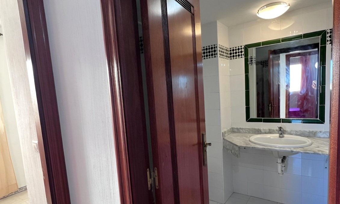 Revente - Appartement -
Torrevieja - Playa de los Locos