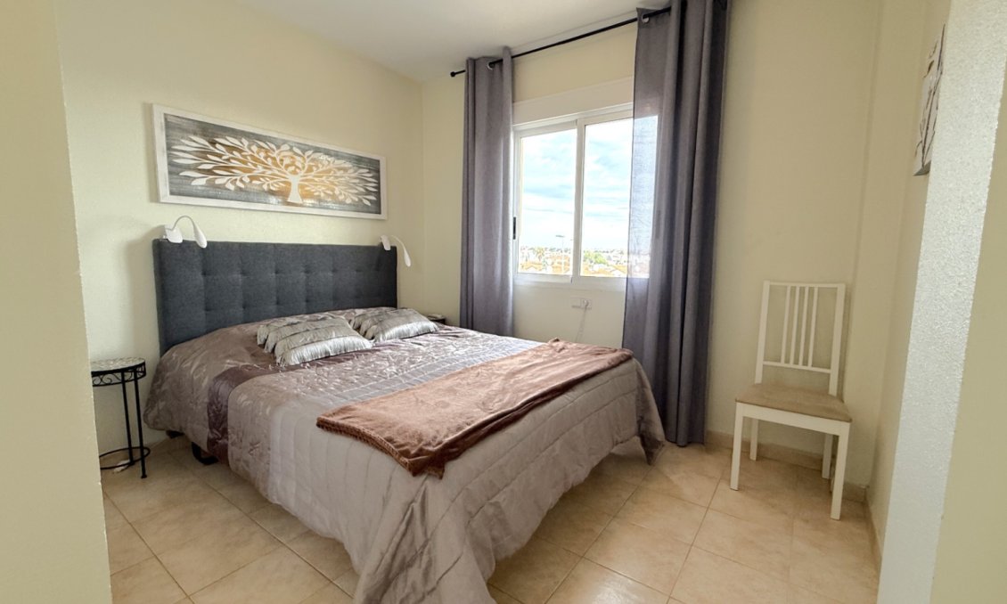 Használt Ingatlanok - Apartman -
Orihuela - Inland