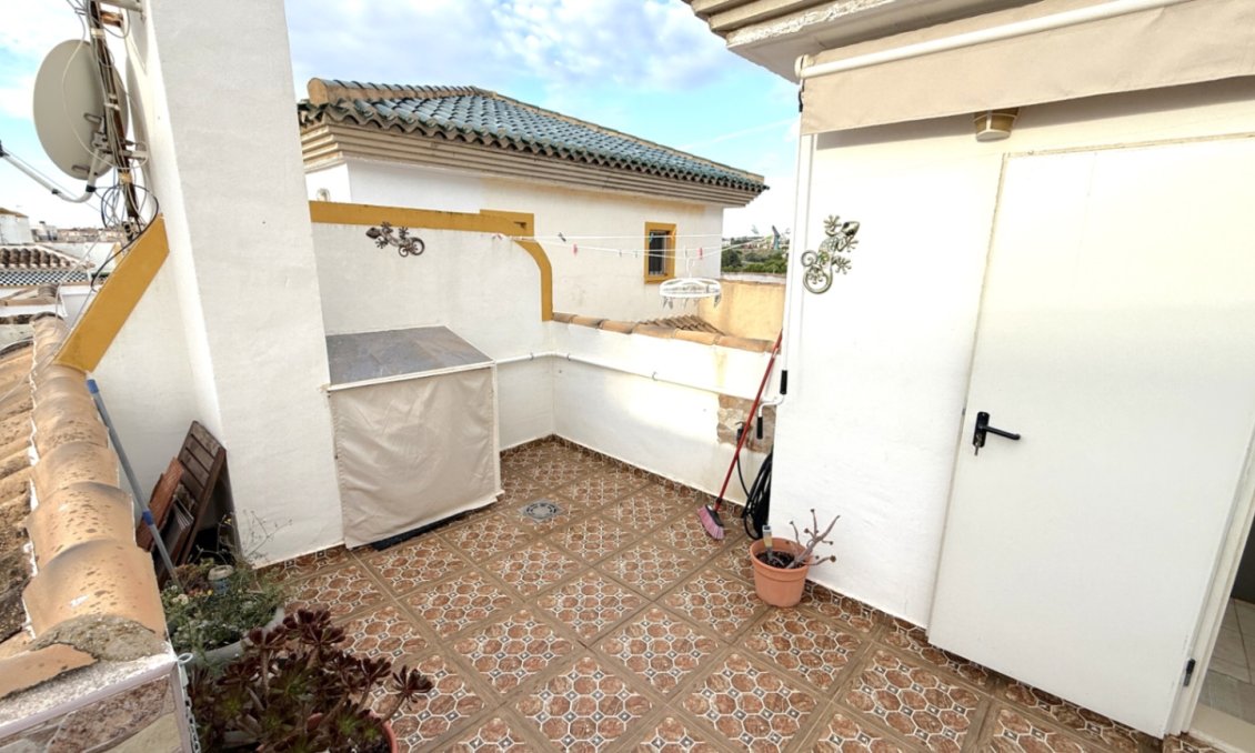 Használt Ingatlanok - Apartman -
Orihuela - Inland