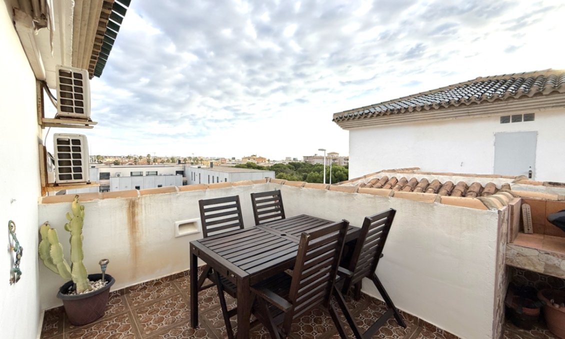 Használt Ingatlanok - Apartman -
Orihuela - Inland