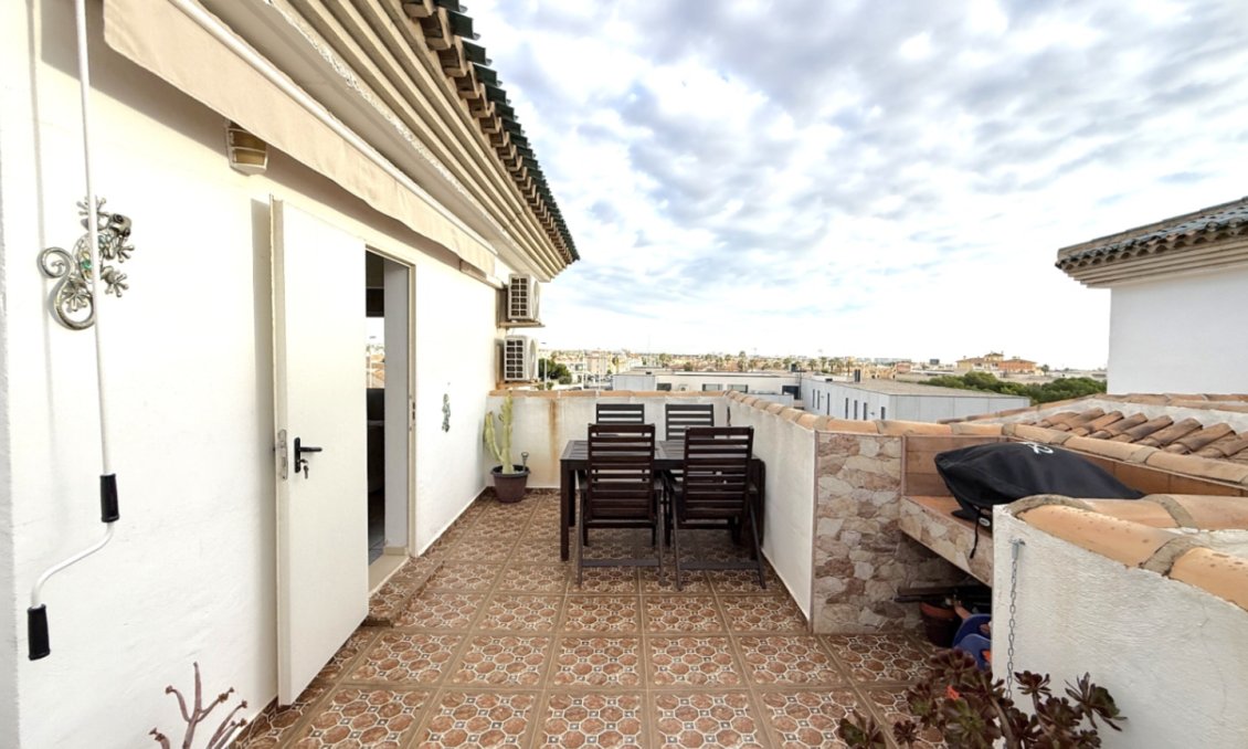 Használt Ingatlanok - Apartman -
Orihuela - Inland