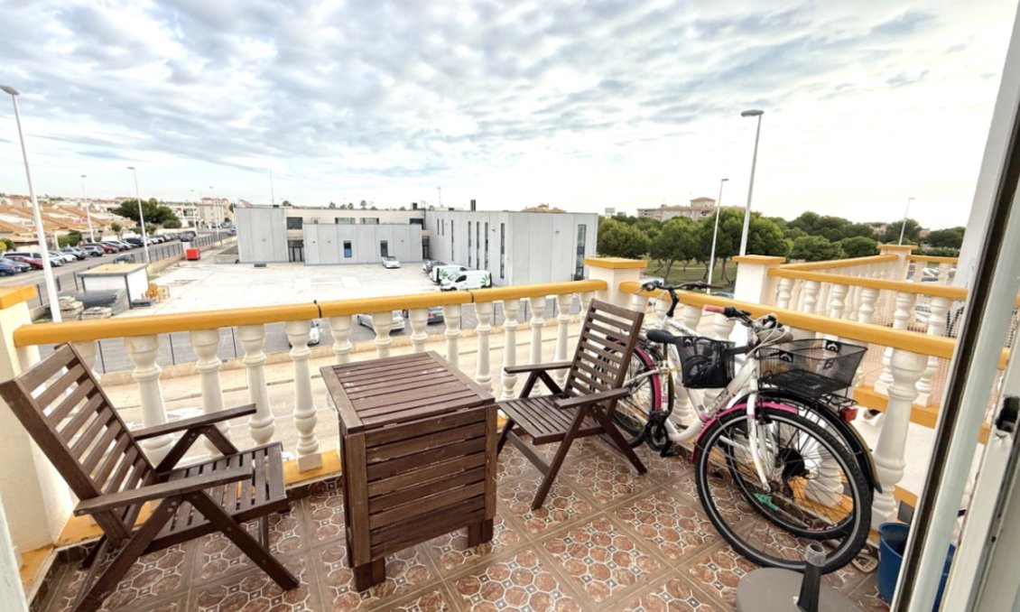 Használt Ingatlanok - Apartman -
Orihuela - Inland