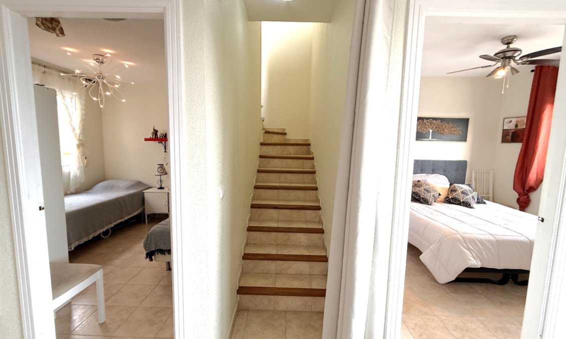 Használt Ingatlanok - Apartman -
Orihuela - Inland