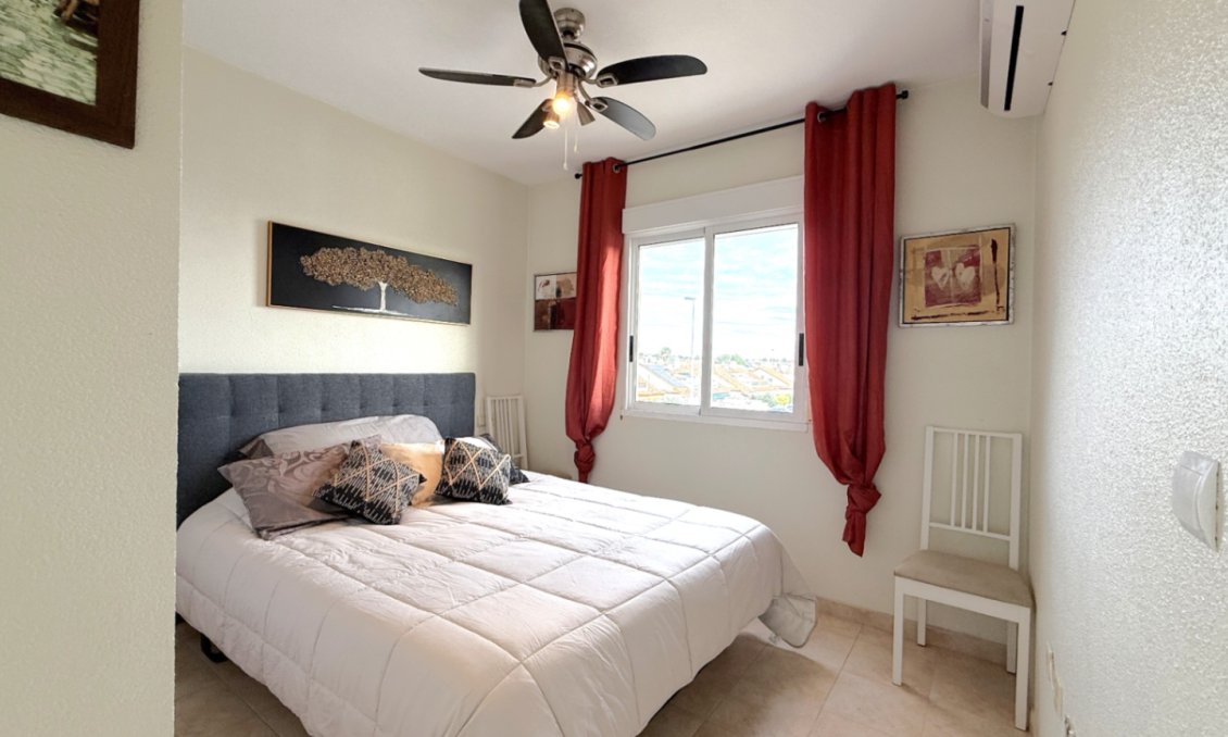 Használt Ingatlanok - Apartman -
Orihuela - Inland