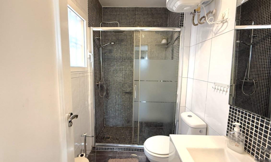 Használt Ingatlanok - Apartman -
Orihuela - Inland