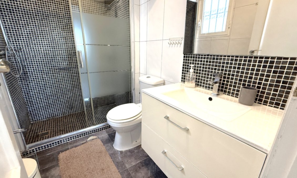 Használt Ingatlanok - Apartman -
Orihuela - Inland