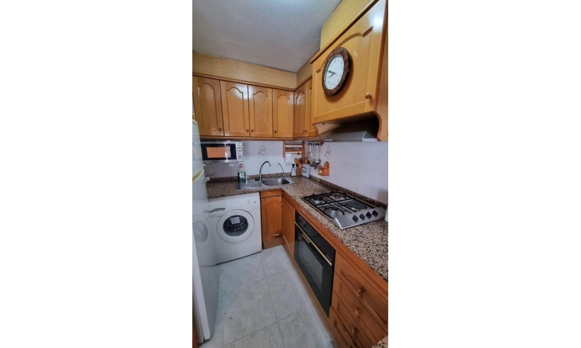 Revânzare - Apartament -
Torrevieja - Playa del Cura