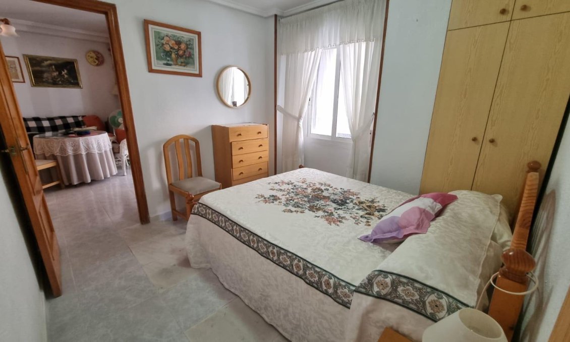 Revânzare - Apartament -
Torrevieja - Playa del Cura
