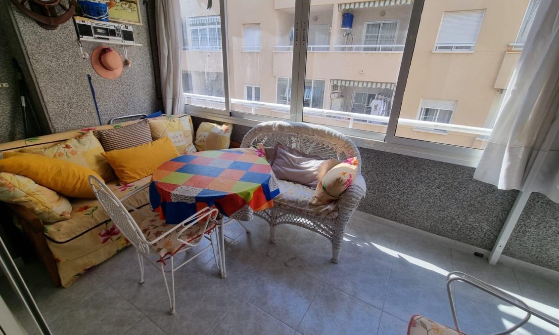 Revânzare - Apartament -
Torrevieja - Playa del Cura