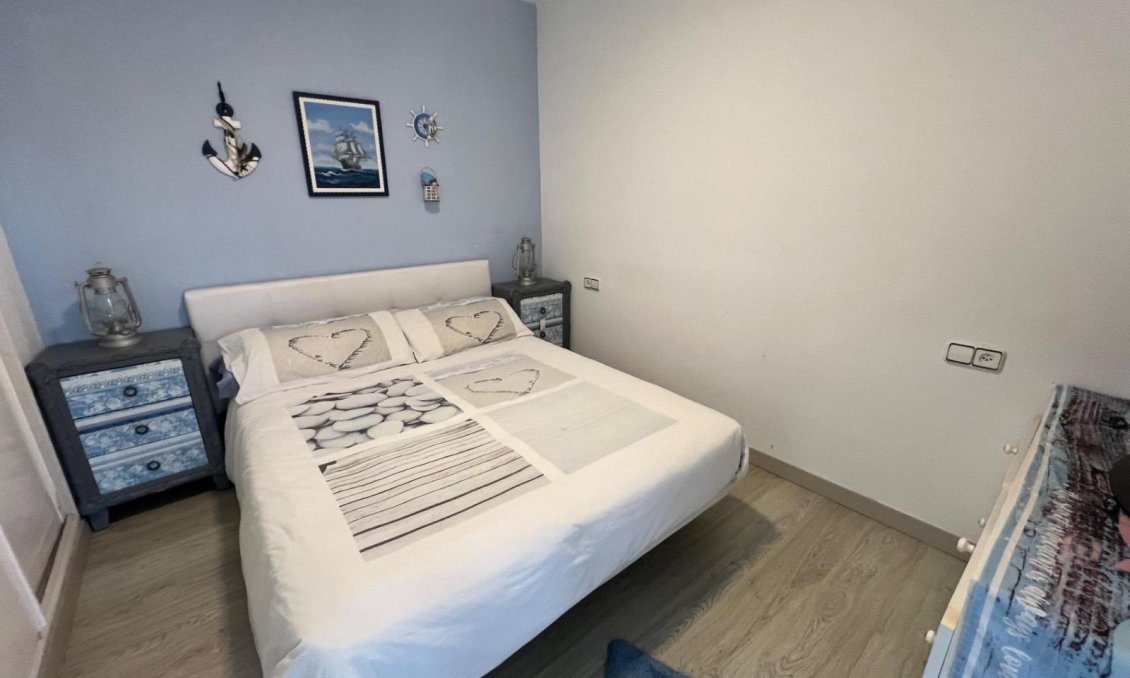 Revânzare - Town House -
Torrevieja - Calas Blanca