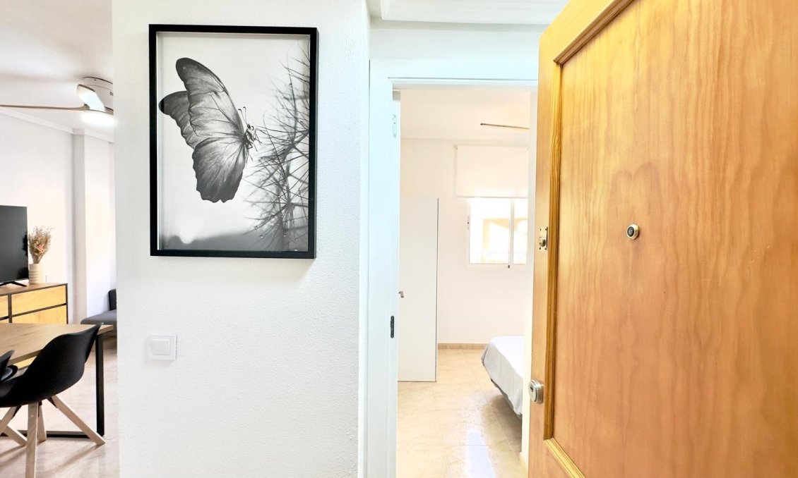 Revânzare - Apartament -
Torrevieja - Centro