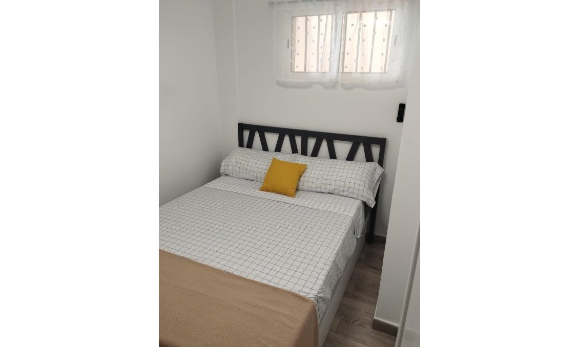 Használt Ingatlanok - Apartman -
Guardamar del Segura - Pinomar
