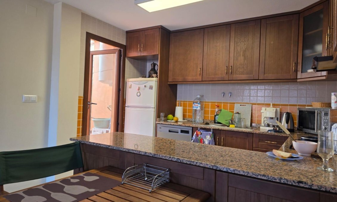 Segunda mano - Bungalow -
Torrevieja - Zona Los Frutales