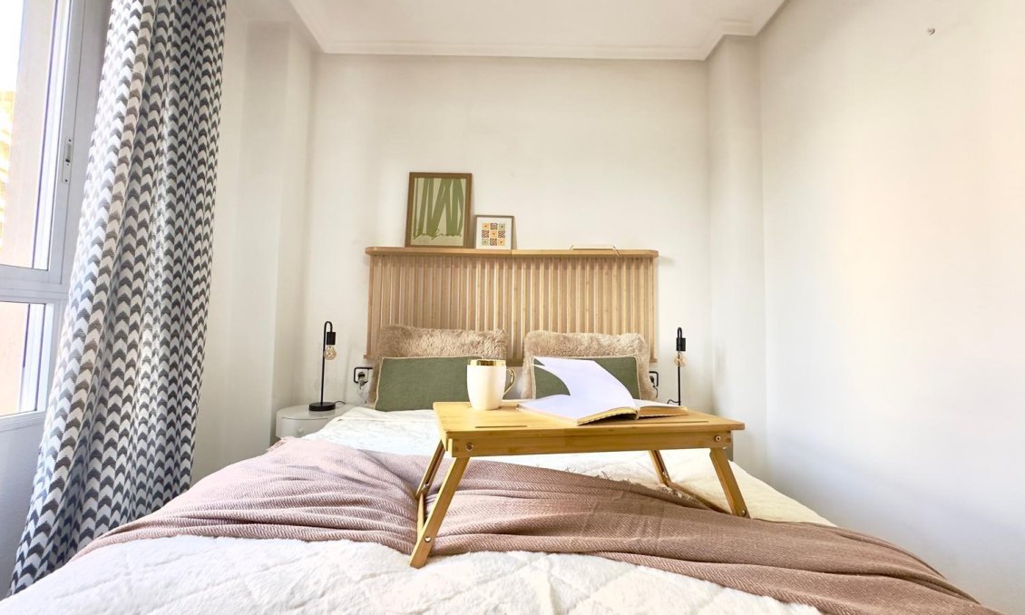 Használt Ingatlanok - Apartman -
Torrevieja - Playa del Cura