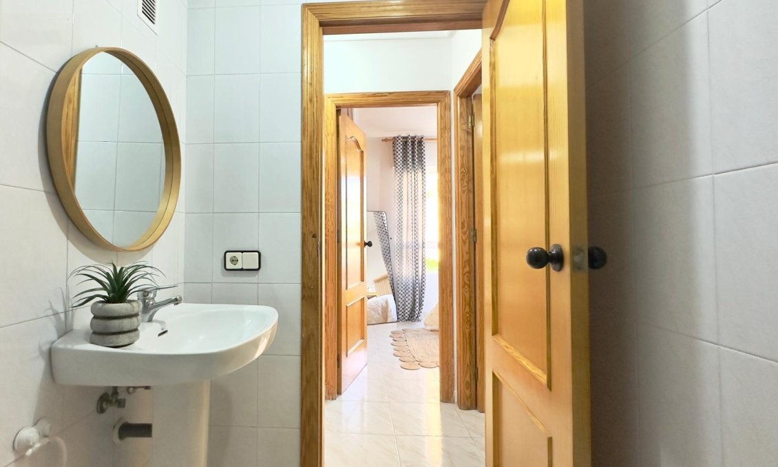 Használt Ingatlanok - Apartman -
Torrevieja - Playa del Cura