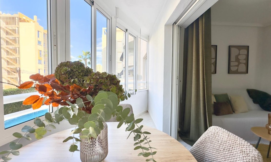 Használt Ingatlanok - Apartman -
Torrevieja - Playa del Cura