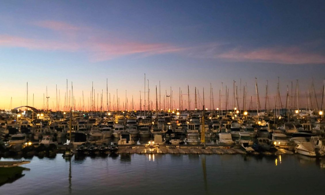 Segunda mano - Apartamento -
Torrevieja - Paseo Maritimo