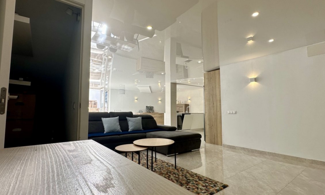 Segunda mano - Villa -
Orihuela Costa - Costa Blanca